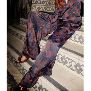 ISO!!!! Farm Rio Sequin Toucan Pants size large or XL